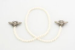 Two Bees 008 + Small pearls - Silver