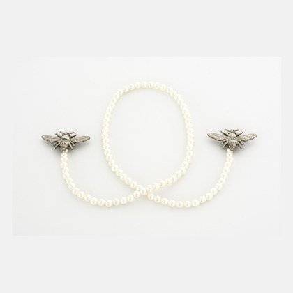 Two Bees 008 + Small pearls - Silver